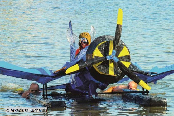 Waschtrog-Regatta beim Altstadtfest in Görlitz