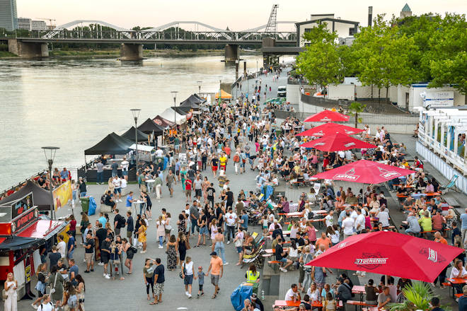 Impressionen vom Rheinuferfest in Ludwigshafen