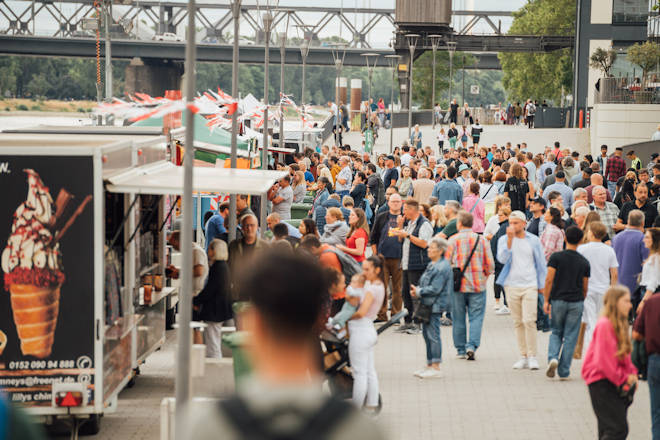 Impressionen vom Rheinuferfest in Ludwigshafen